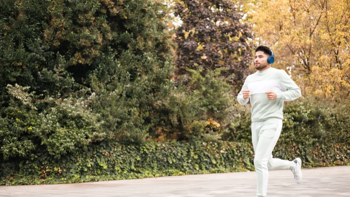 Perte de poids : cette activité physique que lʼon peut faire partout idéale pour retrouver la ligne cet hiver